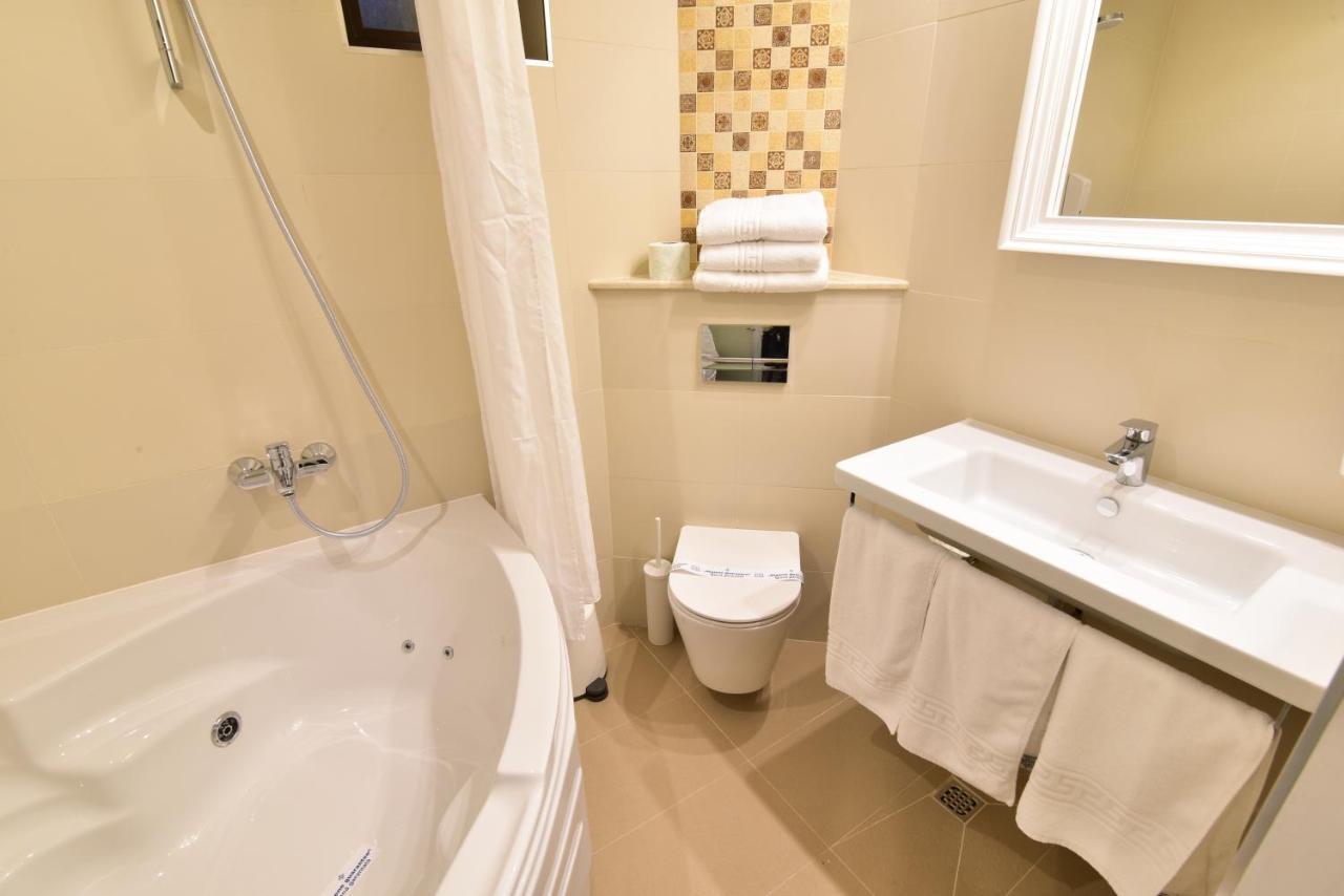 Hotel Forum 3*