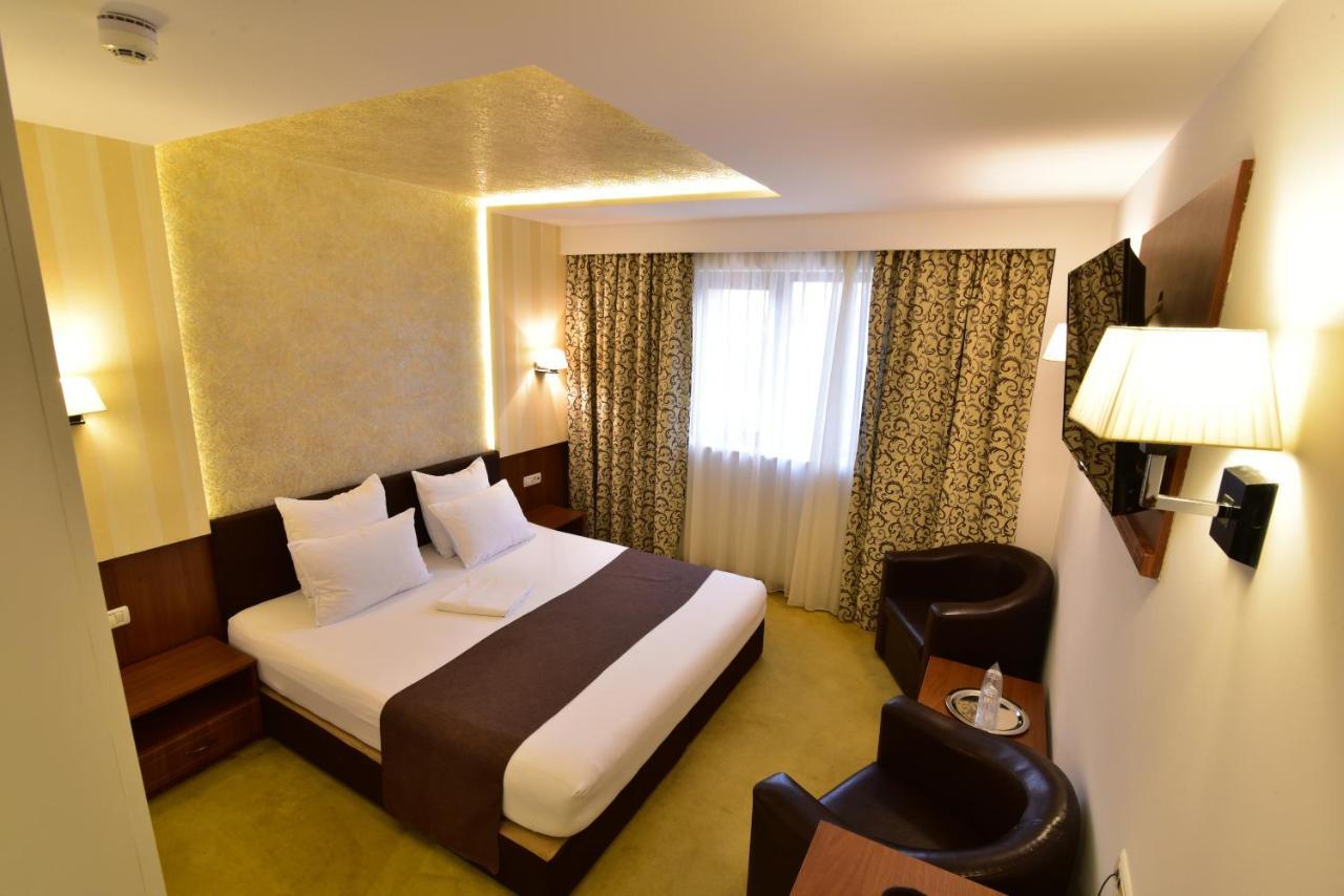 Forum Hotel 3*
